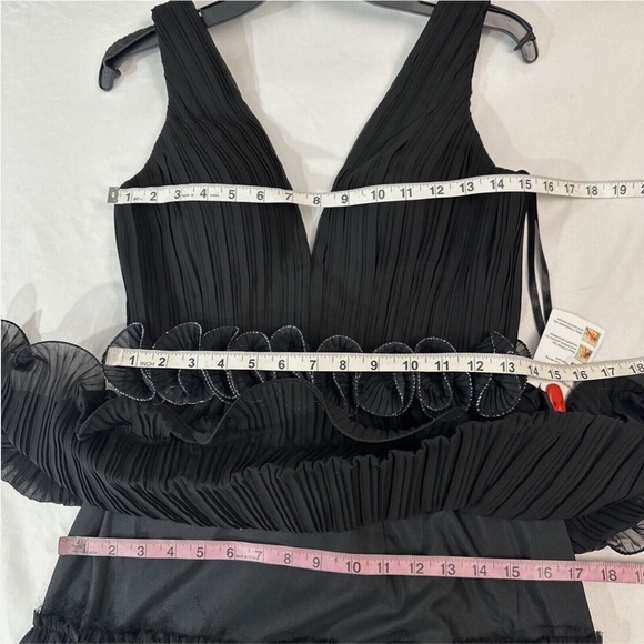 NWT $398 IEENA Mac Duggal [ 4 ] Rosette Ruffle Layered Rosette Dress Gown Black‎ - Picture 5 of 14